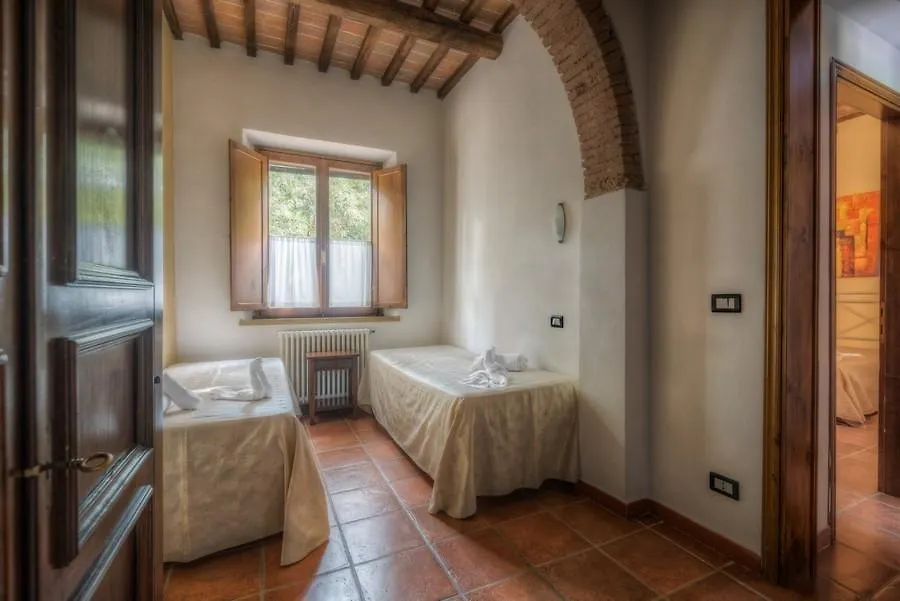 Borgo San Martino Resort Riparbella 3*,